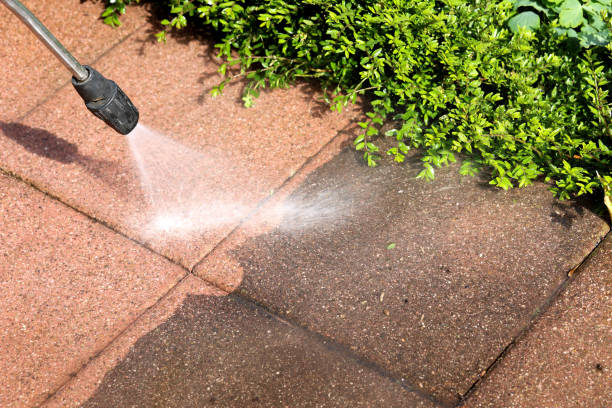 Why Choose Our Certified Pressure Washing Experts for Your Project Needs in Richwood, TX?